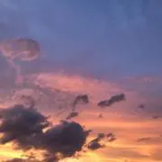 イナズマ