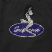 supremeの画像