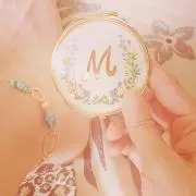 み