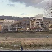 よろの画像