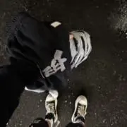 yT