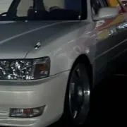 くれすた