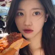 彩花の画像