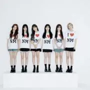 けい
