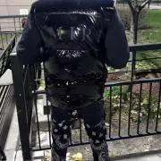 Hの画像