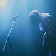 Capana 赤色 片耳用ピアス手越祐也 - メルカリ