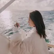 ℱ.の画像