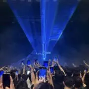 †❤︎
