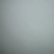 ，
