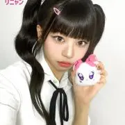 ME:I 村上璃杏直筆サイン入りボール - メルカリ