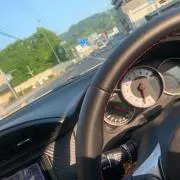 ゆうり