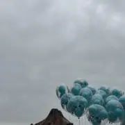 りの画像