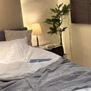 00