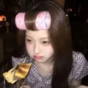 田曦薇の画像