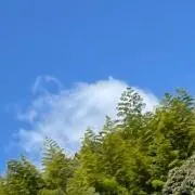 も　る