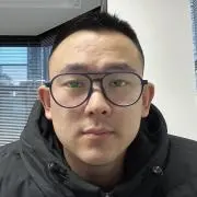 Timur Omarovの画像