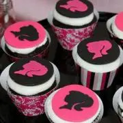 pink　333円の品２点で500円！の画像
