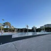 Eの画像