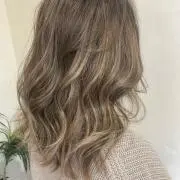 ｙ
