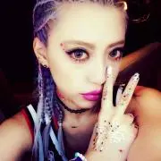R♡