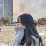 めい