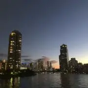 シャイニーの画像