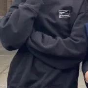 りの画像