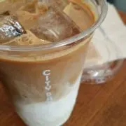あかまい