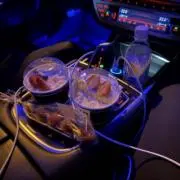 MineralWhiteプロフィール必読