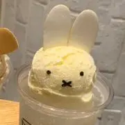 なこの画像