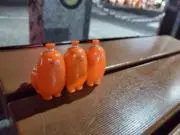 てち