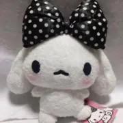:(´⊃ω⊂｀):