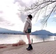 rara.プロフ一読くださいの画像