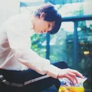 ちちち