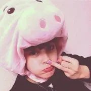 にこ