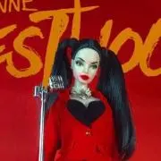 Vivienne Eastwoodの画像