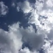 アキヒロ