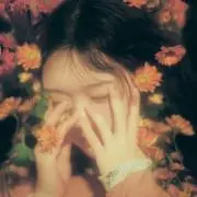 月[プロフ必読]の画像