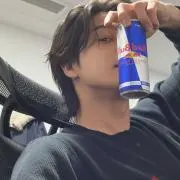 ゆひょん