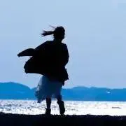 とも