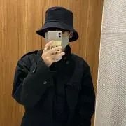 黒猫の画像