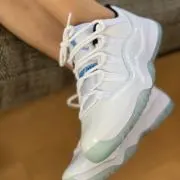 最終値下げbalenciaga 22aw SportyBボンバージャケットxxs - メルカリ