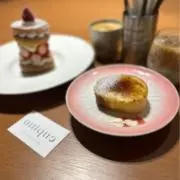 hitomiの画像