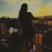 ヒルー