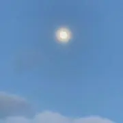 つきの画像