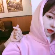 ナヨン。