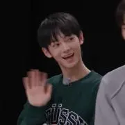 モモ