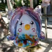 たまする