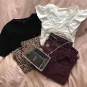 yの画像