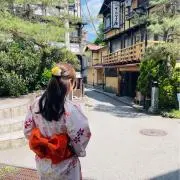 にこの画像